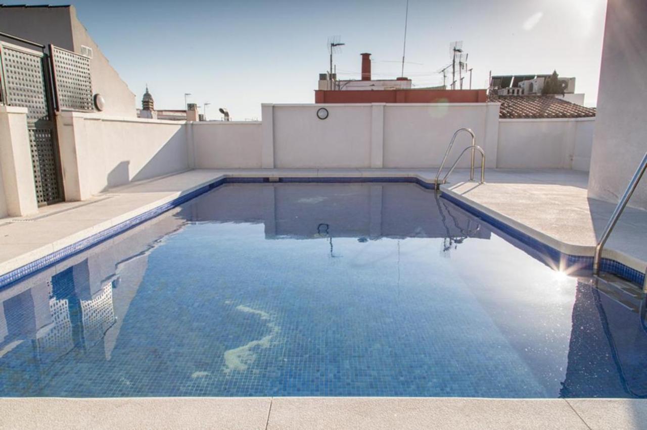 شقة Atico Con Terraza Ac 1Hab En El Centro Y Piscina Comunitaria مالقة المظهر الخارجي الصورة